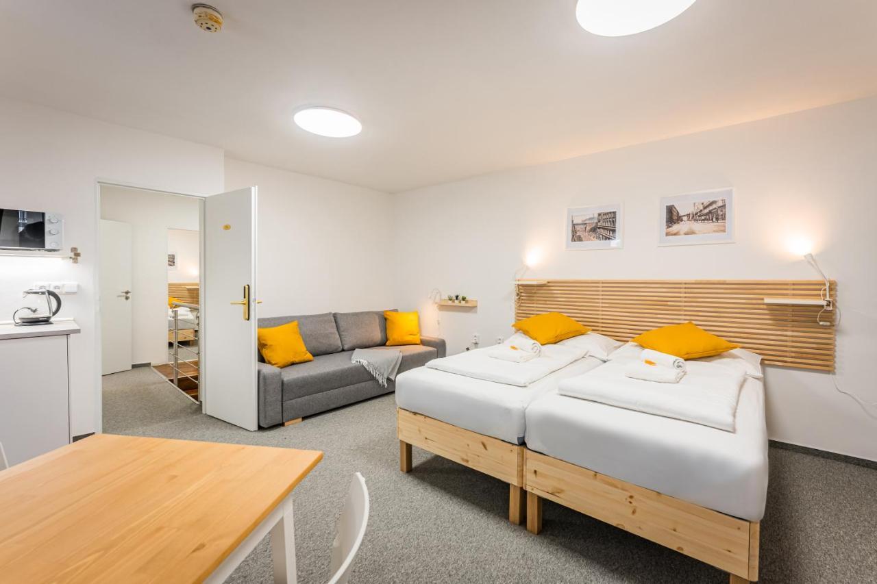 Self-Service Hotel Ostas Praha Dış mekan fotoğraf