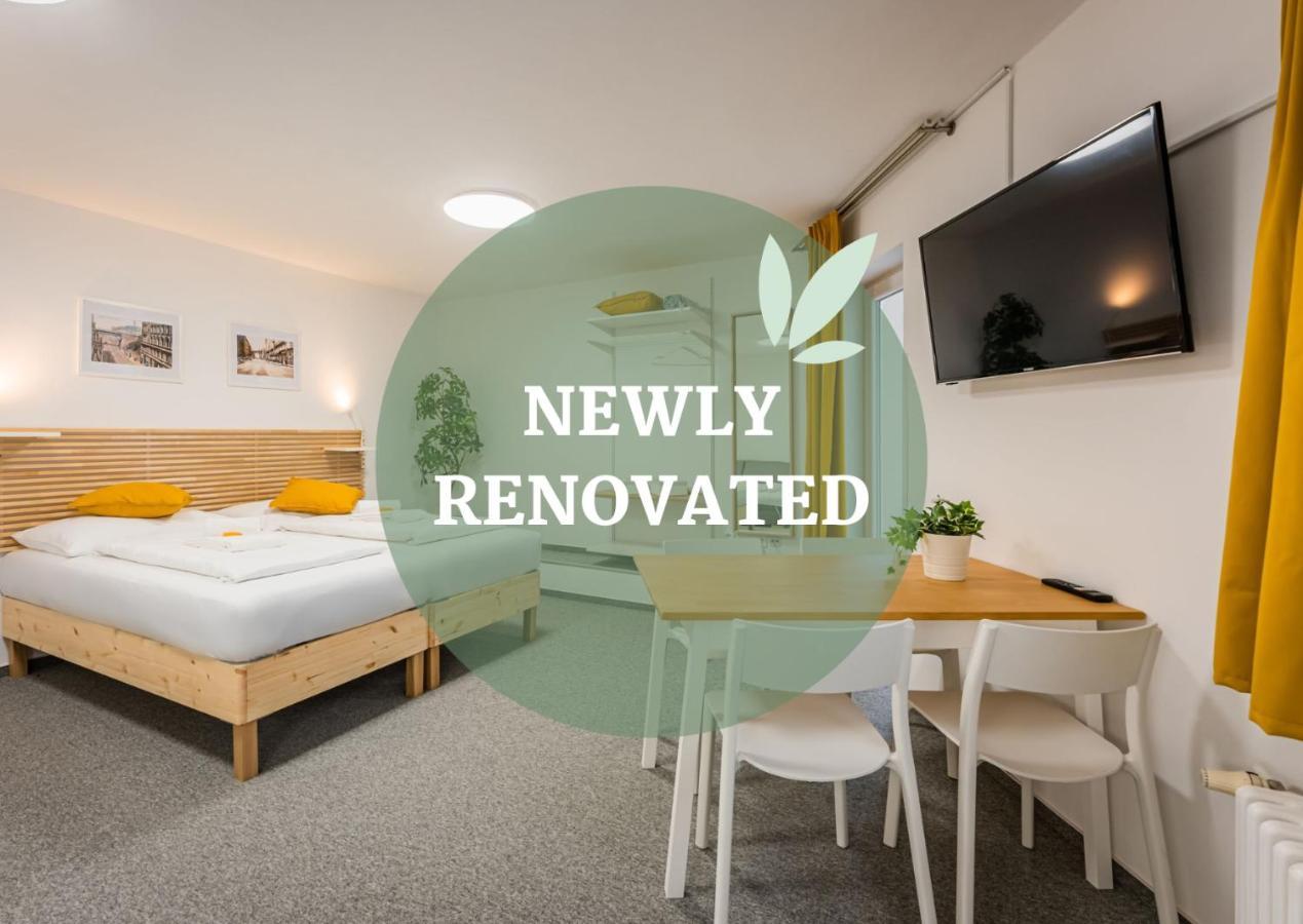 Self-Service Hotel Ostas Praha Dış mekan fotoğraf