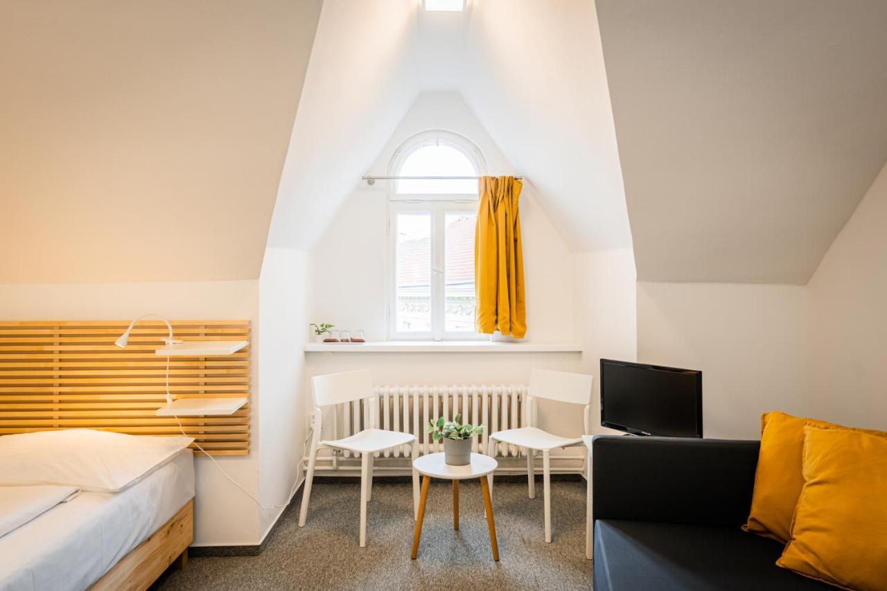 Self-Service Hotel Ostas Praha Dış mekan fotoğraf