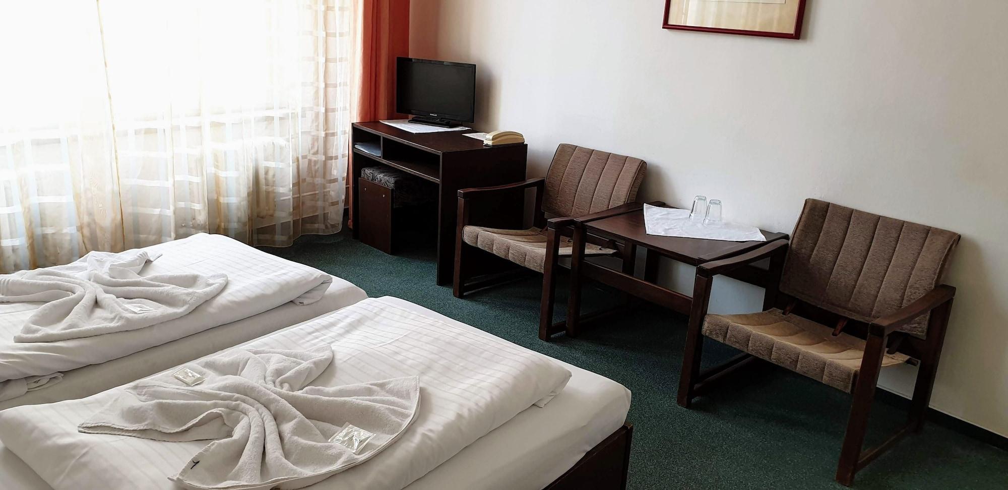 Self-Service Hotel Ostas Praha Dış mekan fotoğraf