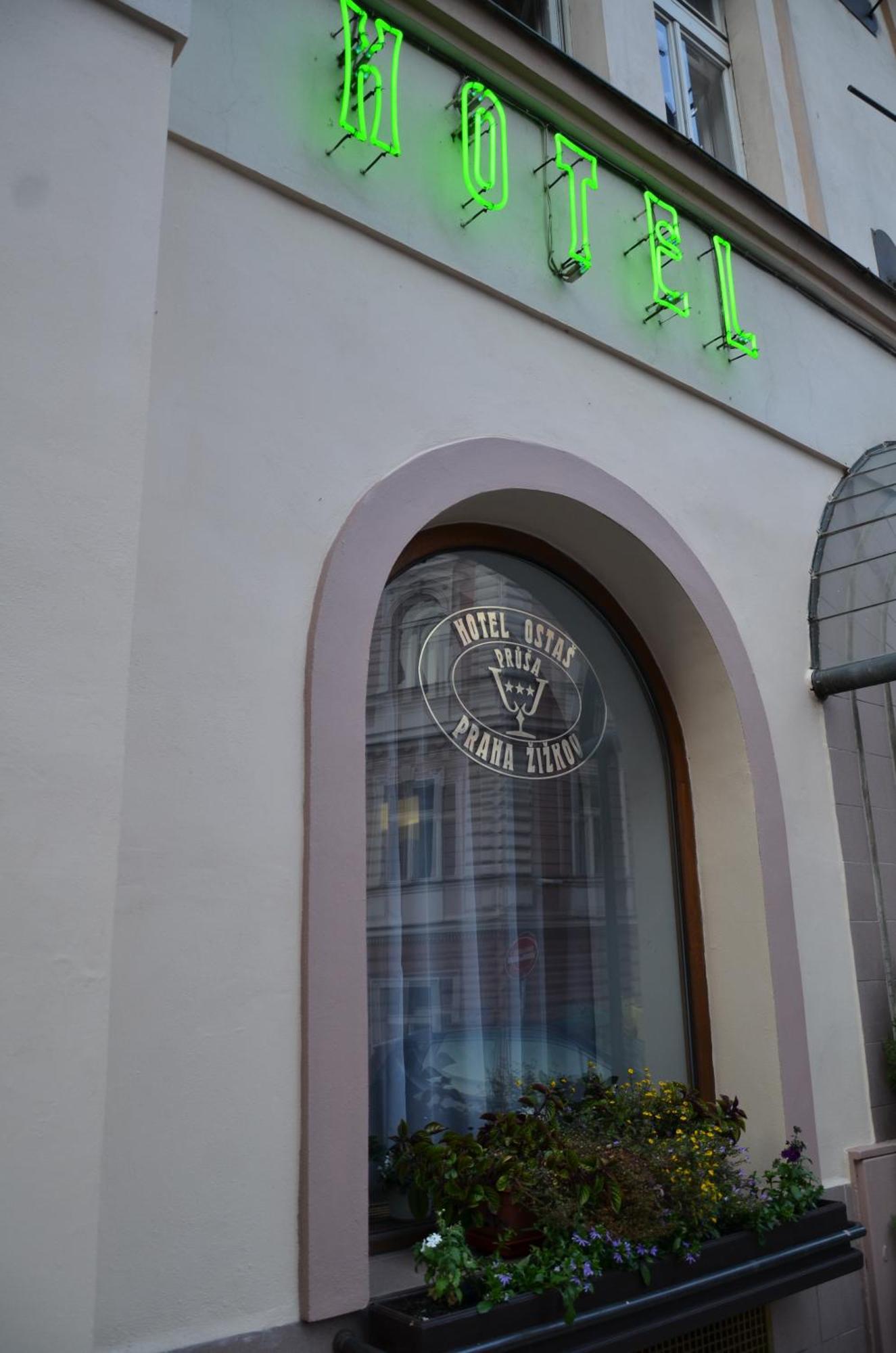 Self-Service Hotel Ostas Praha Dış mekan fotoğraf